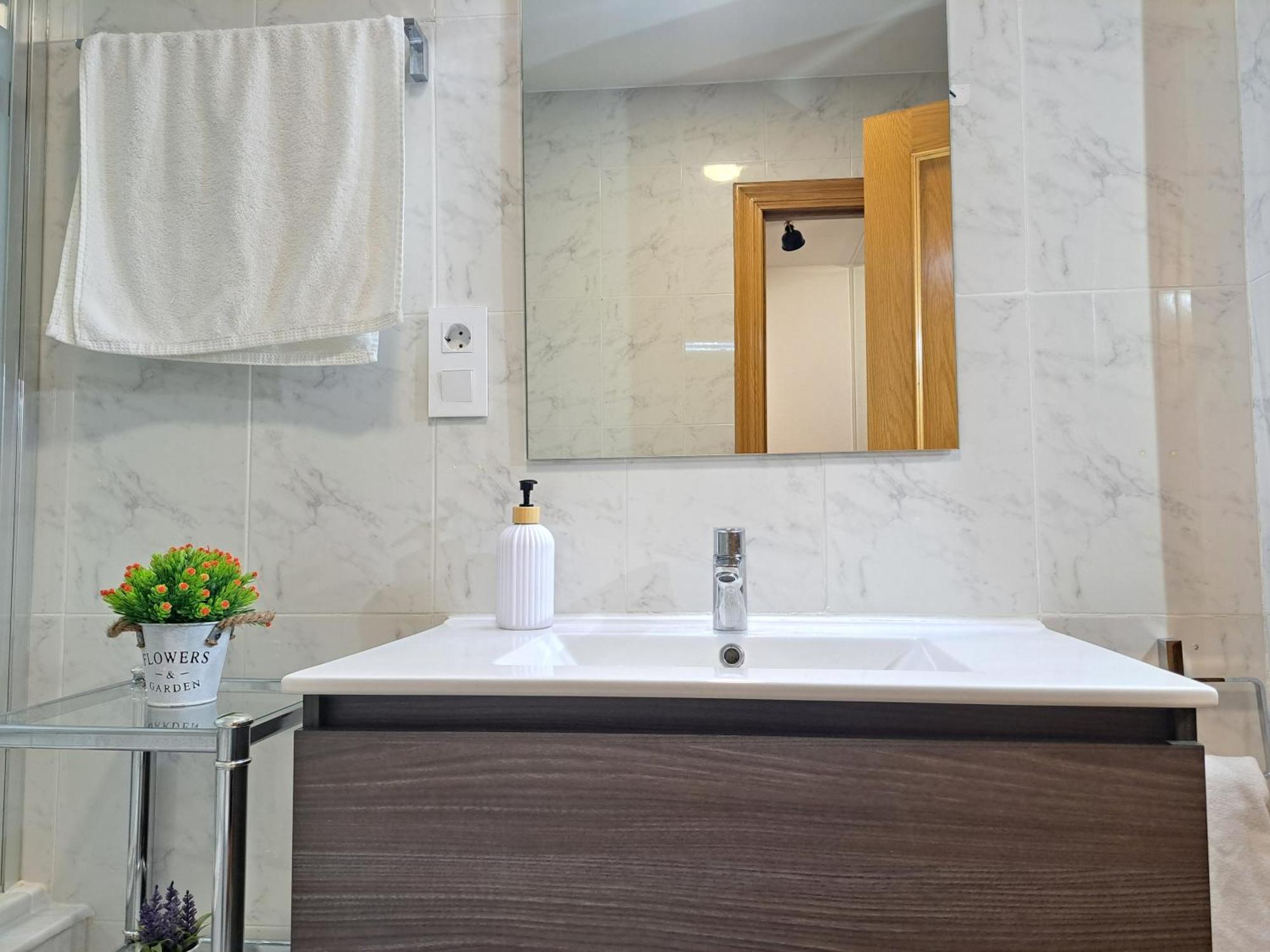 Casa Angel Ayuntamiento Centro Apartment โลโกรโญ ภายนอก รูปภาพ