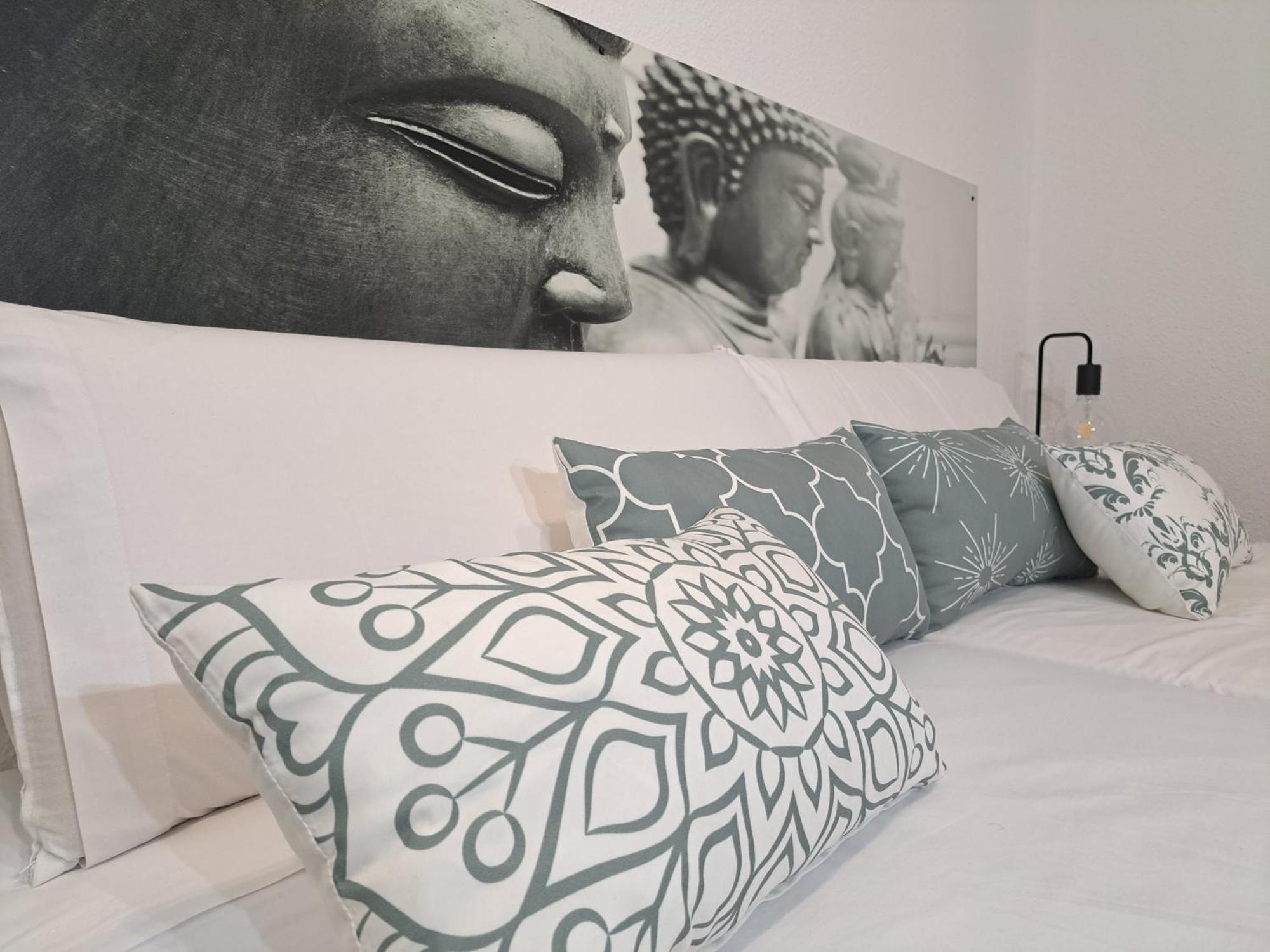 Casa Angel Ayuntamiento Centro Apartment โลโกรโญ ภายนอก รูปภาพ