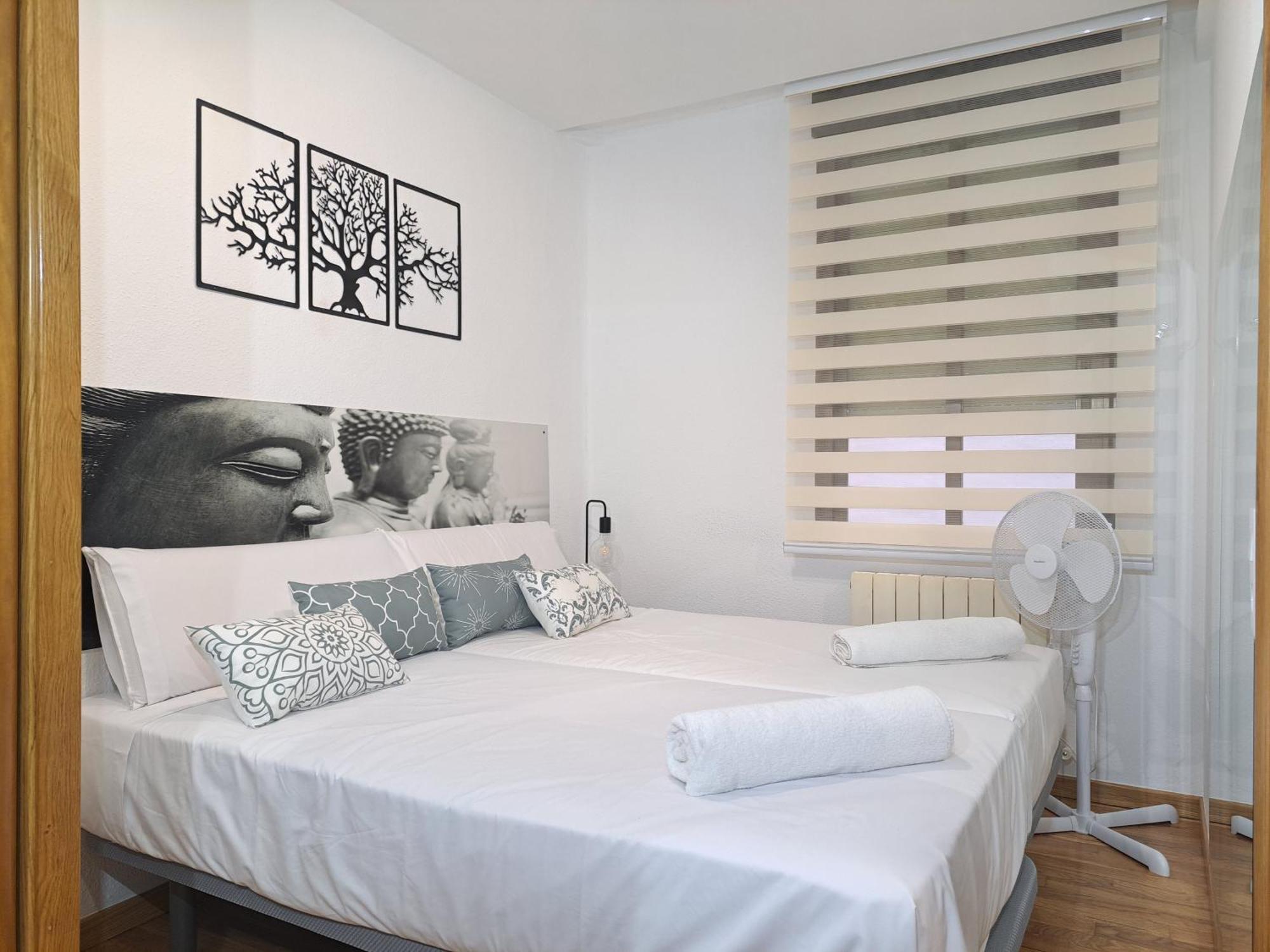 Casa Angel Ayuntamiento Centro Apartment โลโกรโญ ภายนอก รูปภาพ